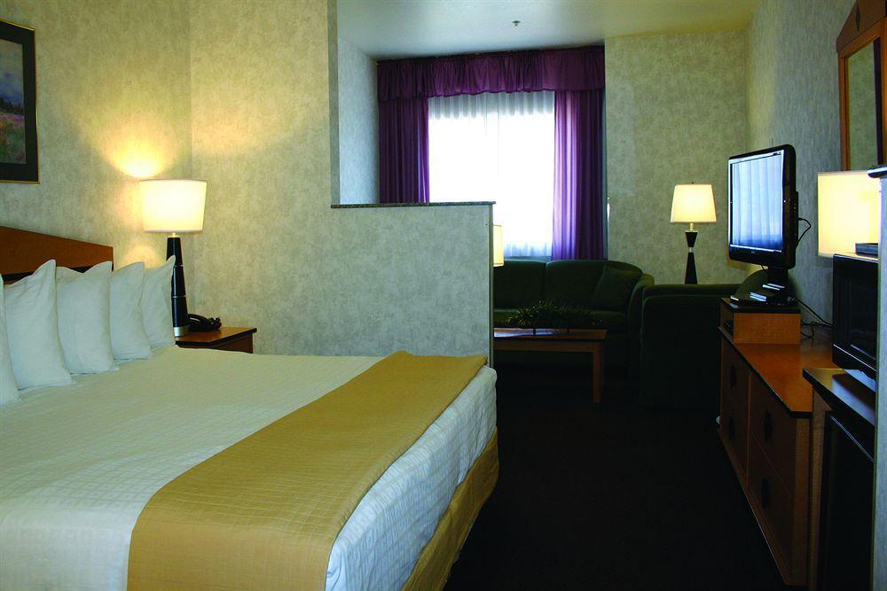 Crystal Inn Hotel & Suites - West Valley City Exterior foto